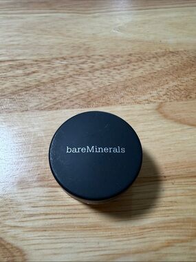 bareMinerals Black Round Eyeshadow/Makeup Compact